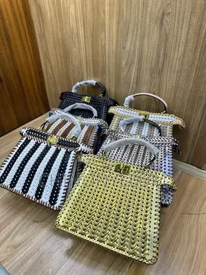 Elegant Luxury Ladies Handbag