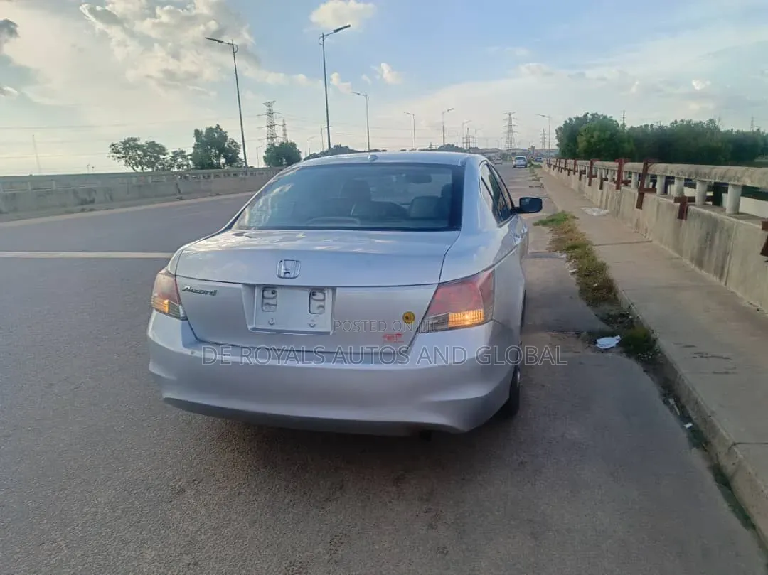 Honda Accord 2010 Silver