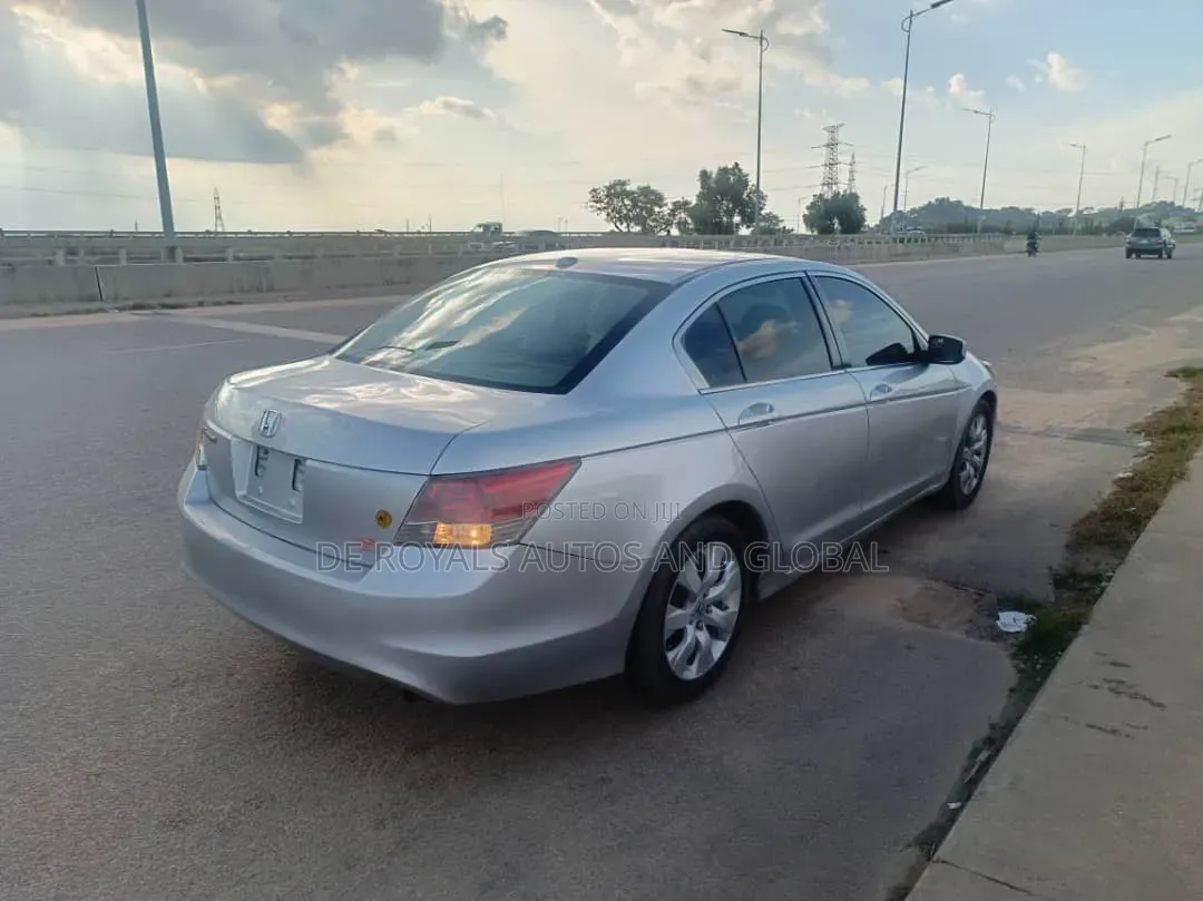 Honda Accord 2010 Silver