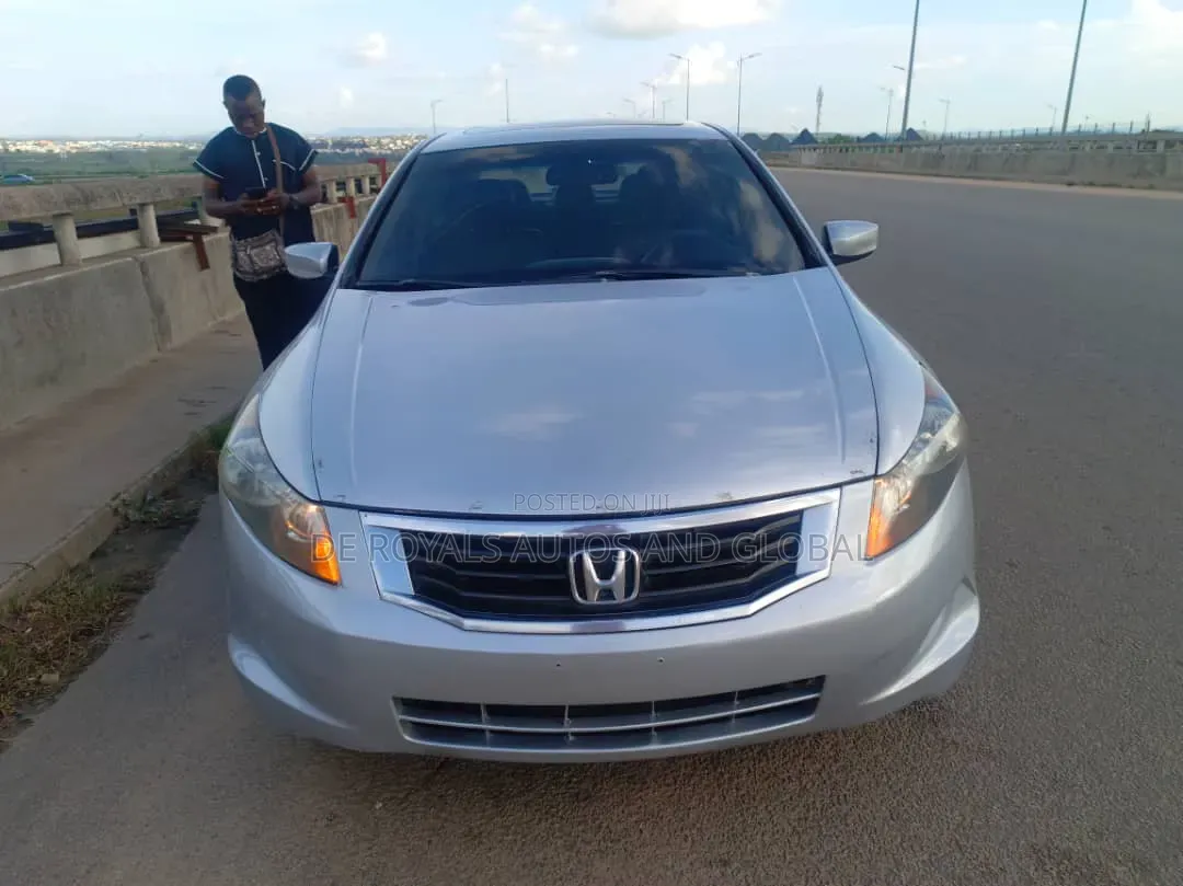 Honda Accord 2010 Silver
