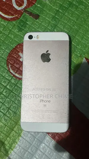 Apple iPhone SE 64 GB Gold