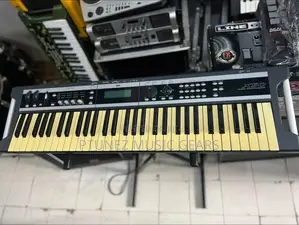 Korg X50 Synthertizer