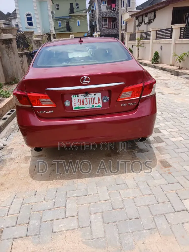 Lexus ES 350 2011 Red