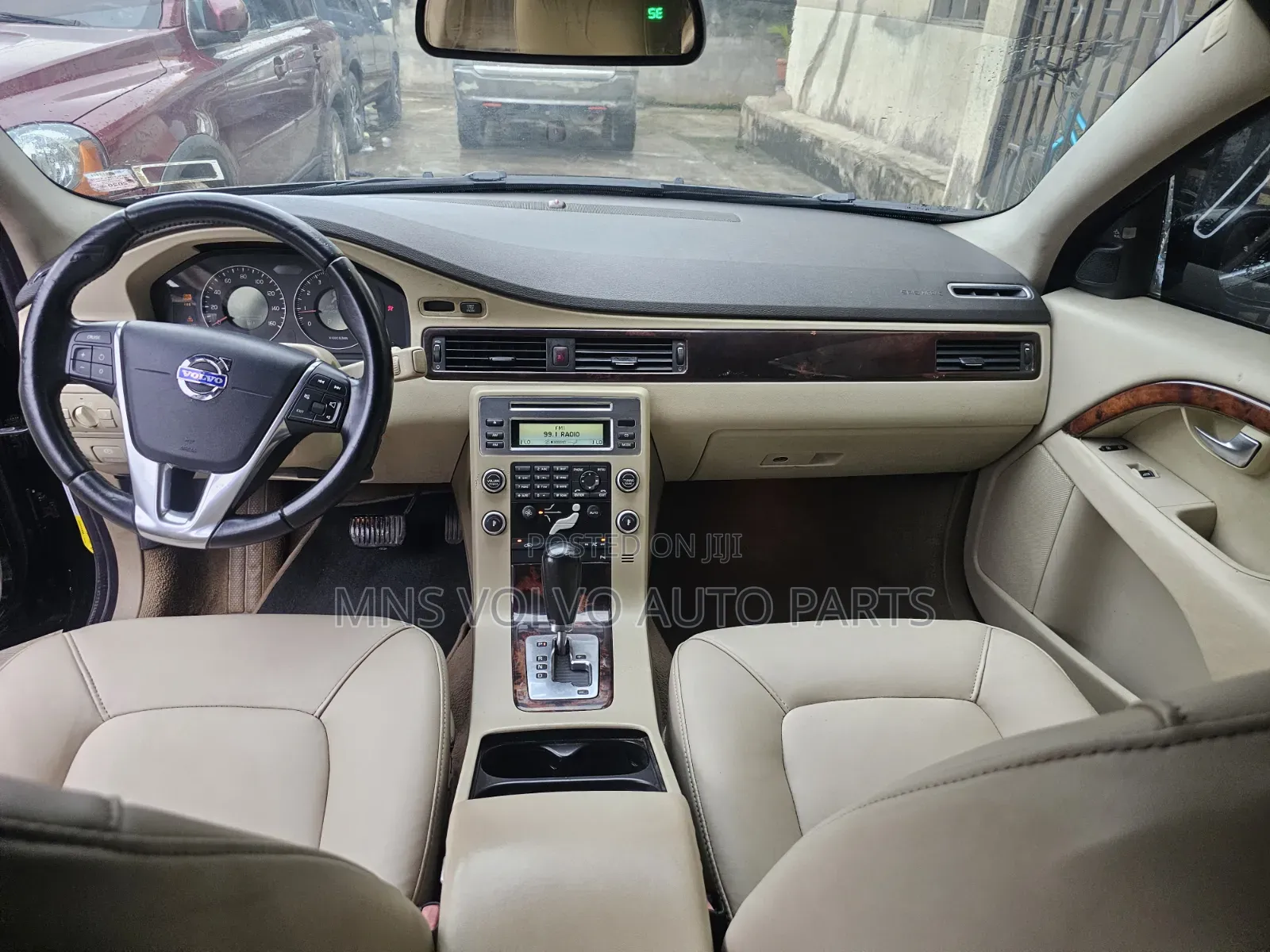 Volvo V70 3.2 2008 Black