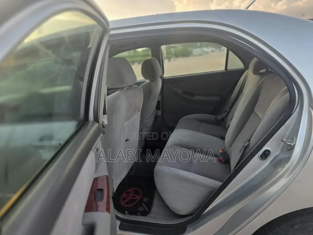 Toyota Corolla LE 2007 Silver