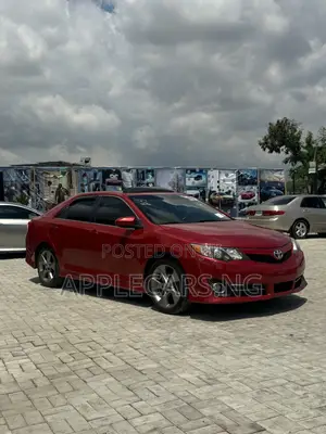 Toyota Camry 2013 Red