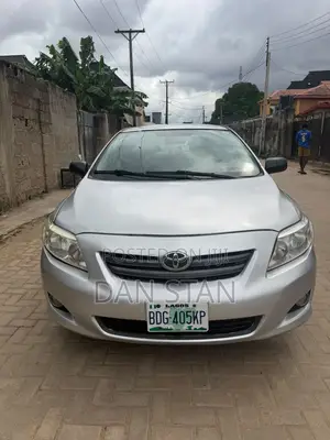 Toyota Corolla 2009 Silver