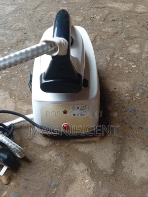 Russell Hobbs Steam Power Steam Generator Iron