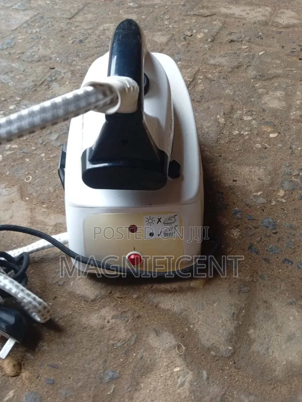 Russell Hobbs Steam Power Steam Generator Iron