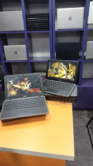 Laptop Lenovo 300e 4GB Intel Celeron SSD 32GB