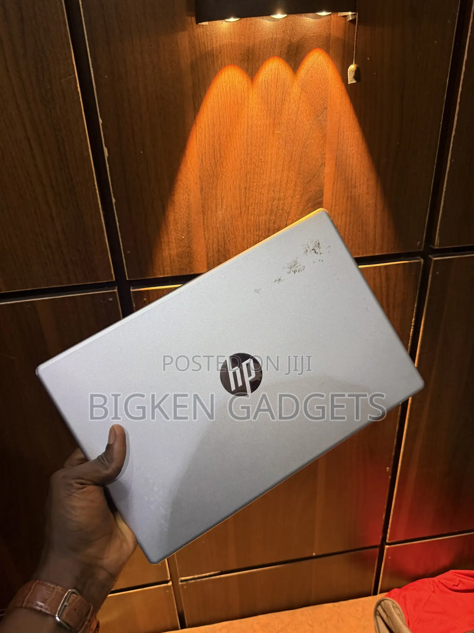 Laptop HP 14-ep0063 8GB Intel SSD 256GB