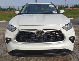 Toyota Highlander XLE AWD 2020 White