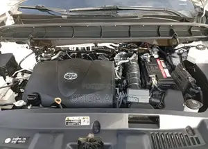 Toyota Highlander XLE AWD 2020 White