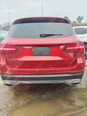 Mercedes-Benz GLC-Class 2017 Red