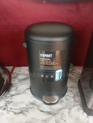 Modern Pedal Trash Bin