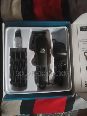 Cordless Rechargeable Professional Clipper With Accessories
