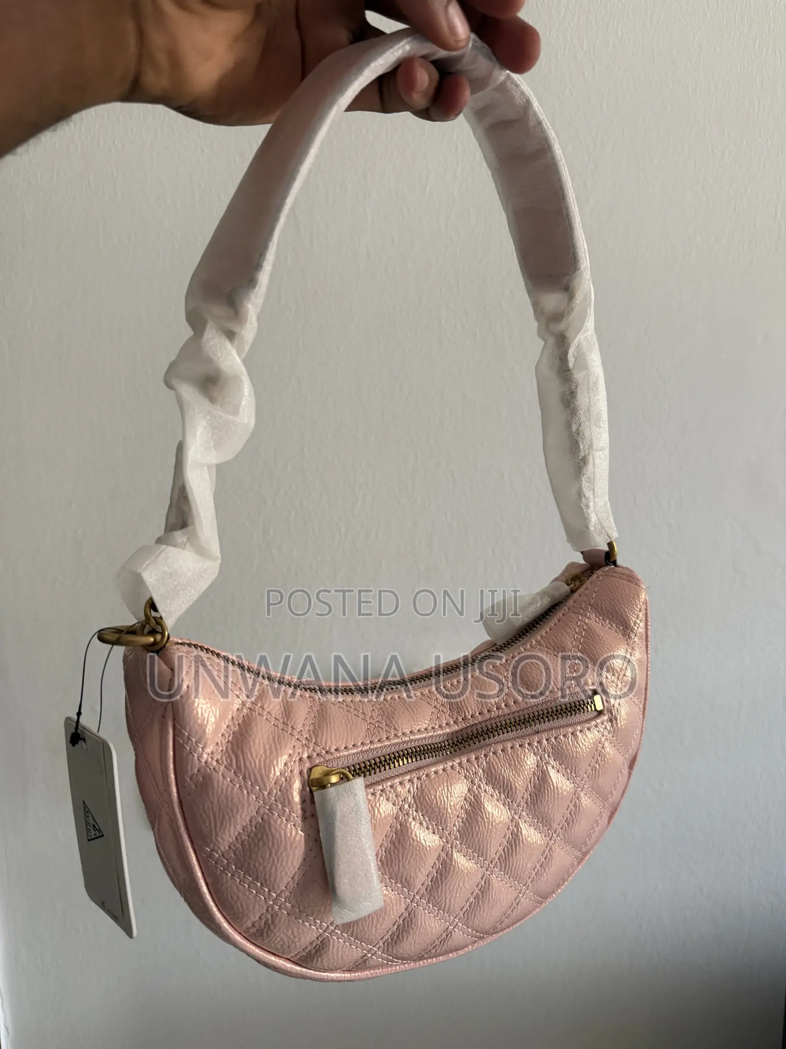 100% Original Guess Handbag Directly From the US