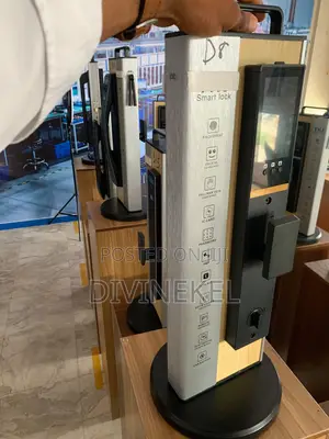 Biometric Identification Smart Lock / Door Lock