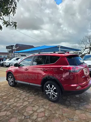 Toyota RAV4 2016 Red