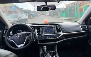 Toyota Highlander 2019 Purple