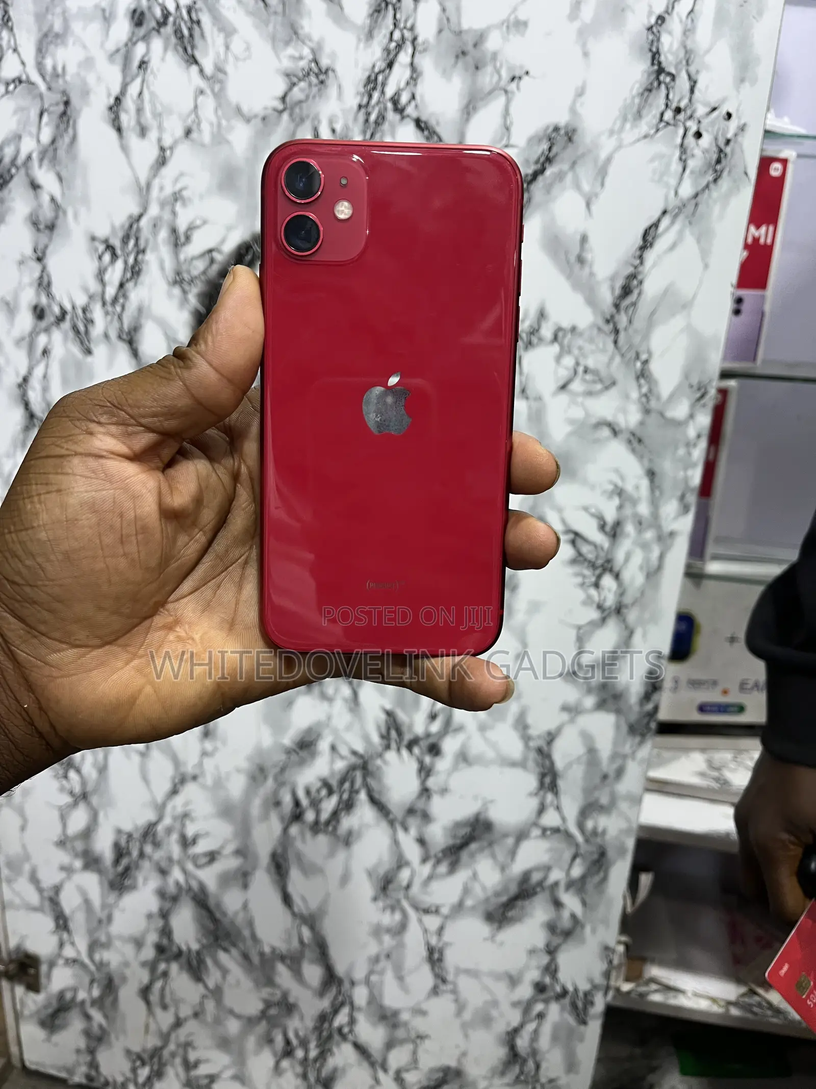 Apple iPhone 11 64 GB Red