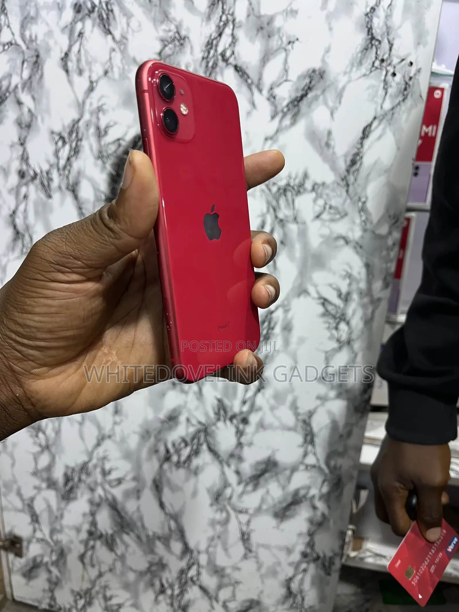 Apple iPhone 11 64 GB Red