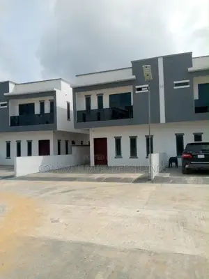 4bdrm Duplex in Off Lekki-Epe Expressway for sale