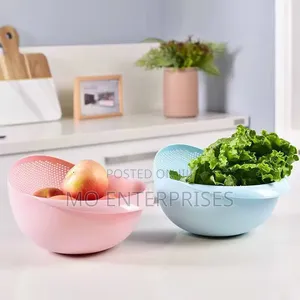 Kitchen Sieve and Bowl.