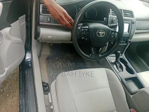 Toyota Camry LE 4dr Sedan (2.5L 4cyl 6A) 2017 Black
