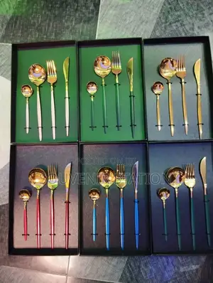 4 PCS Boxed Cutlery Set