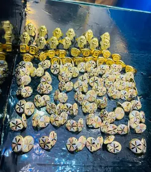 I Buy and Sell Any Type of Gold Jewelry