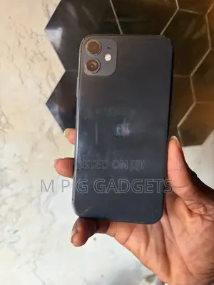 Apple iPhone 11 64 GB Black