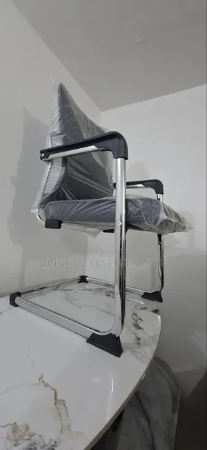 Visitor/Guest Chair