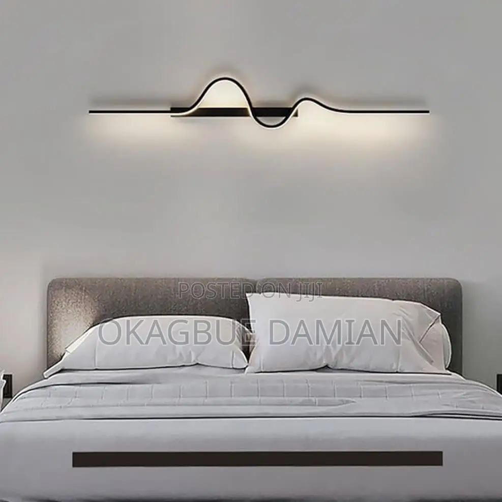 Modern Wavy LED Wall Light