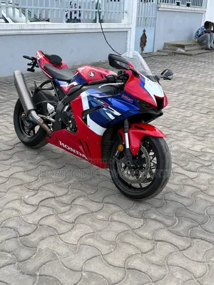 Honda CBR 2024 Red