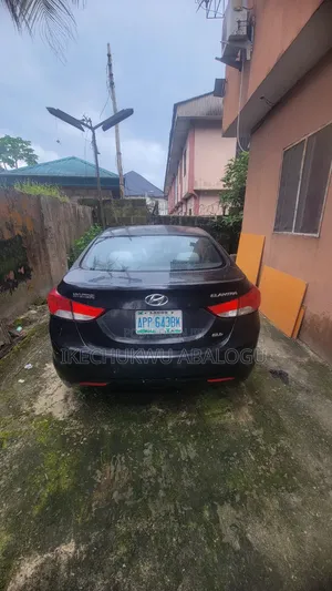 Hyundai Elantra GLS Sedan FWD (1.8L 4cyl 6A) 2013 Black