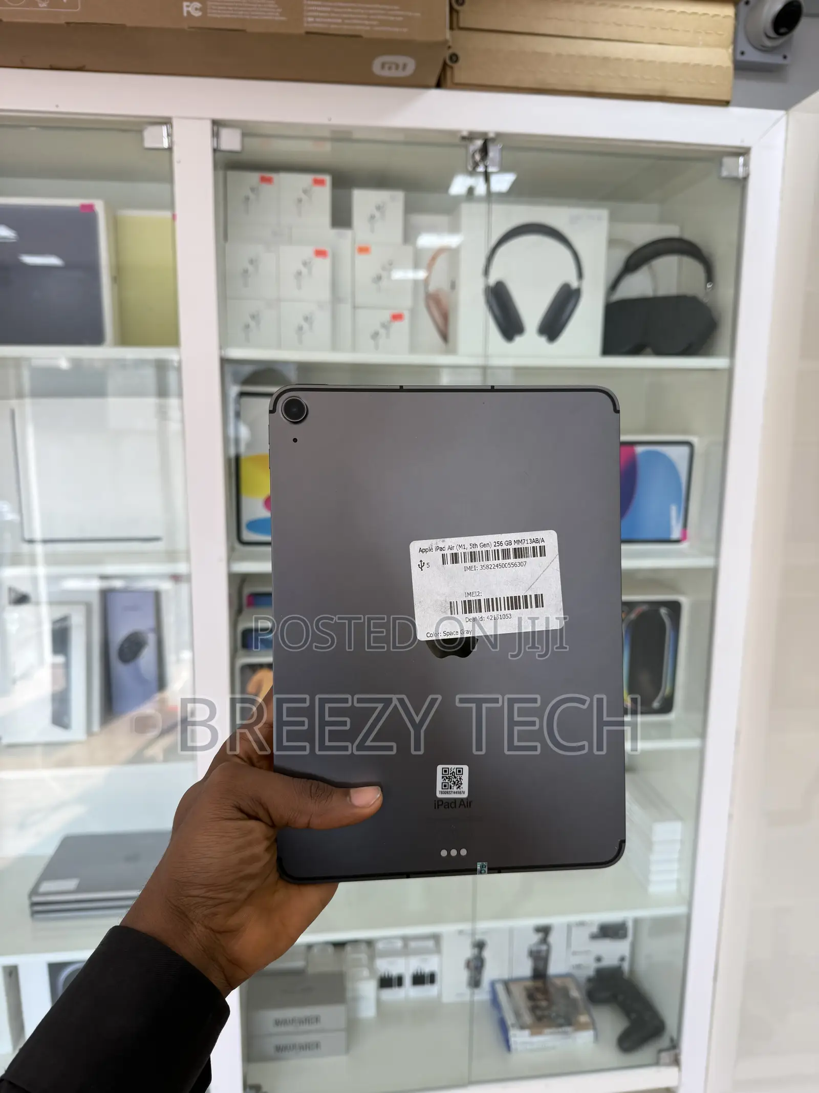 Apple iPad Air (2022) 256 GB Gray