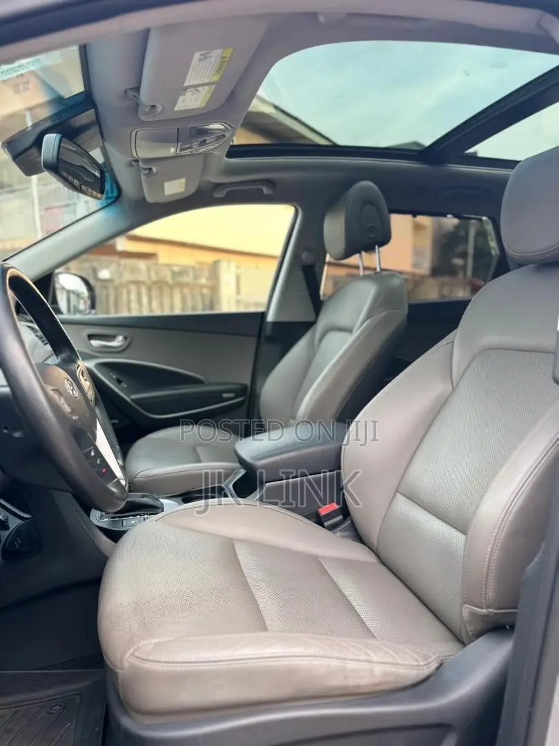 Hyundai Santa Fe 2017 Gray