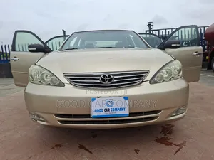 Toyota Camry 2003 Gold