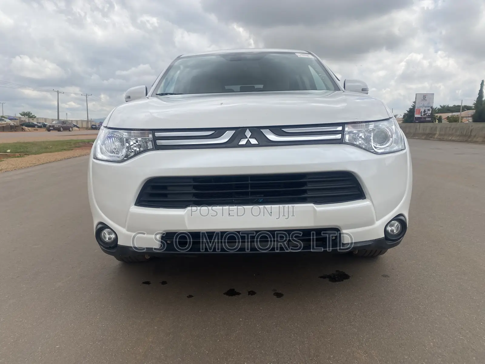 Mitsubishi Outlander 2014 White