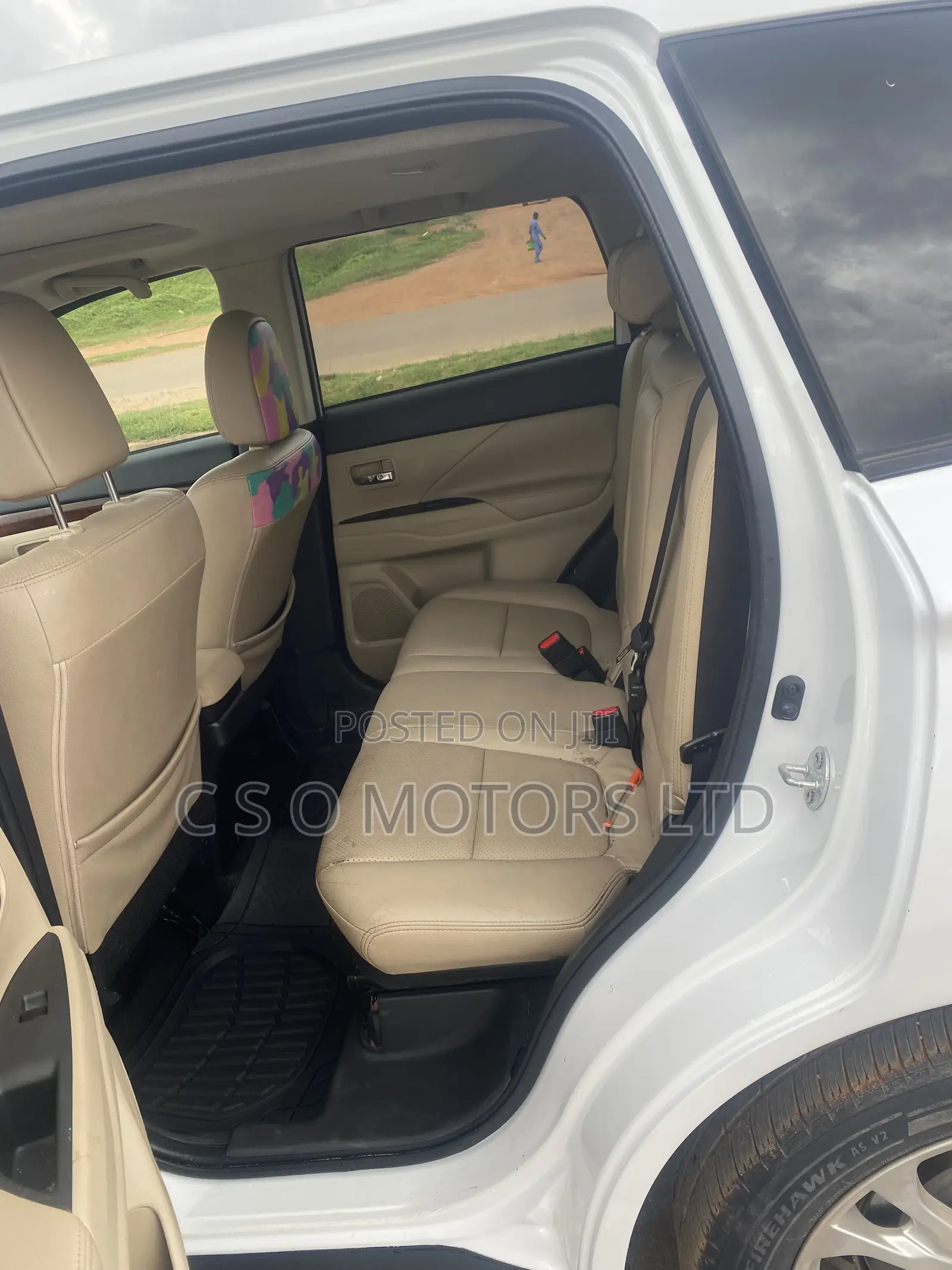 Mitsubishi Outlander 2014 White