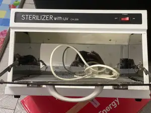 Sterilizer With UV CH-209