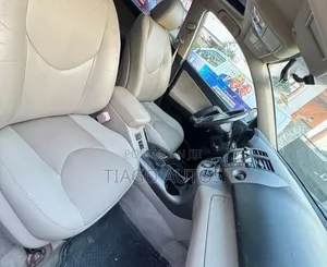 Toyota RAV4 Limited V6 4x4 2008 Red