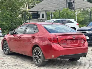 Toyota Corolla 2018 Red