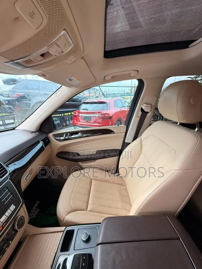 Mercedes-Benz GLE-Class 2016 White
