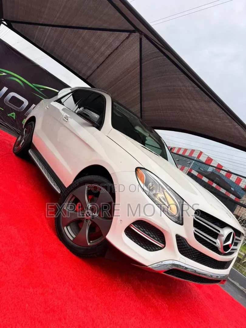 Mercedes-Benz GLE-Class 2016 White