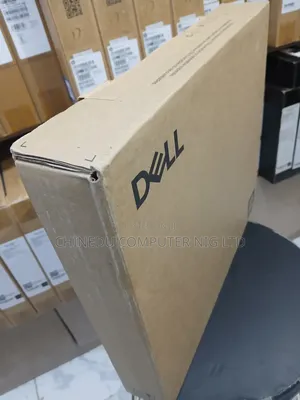 New Laptop Dell Pro 14 16GB Intel Core 5 SSD 512GB