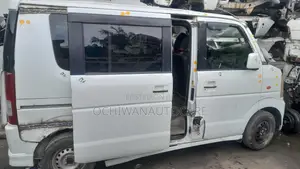 Suzuki Every 2011 White