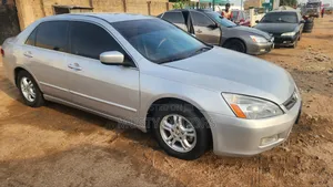 Honda Accord 2003 Silver