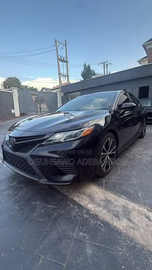 Toyota Camry 2018 Black